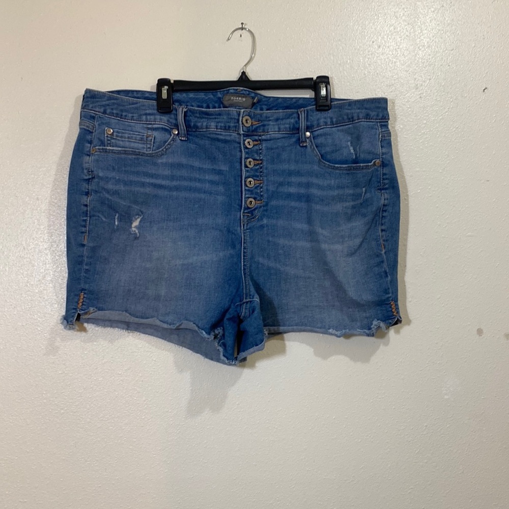 Torrid button up denim shorts